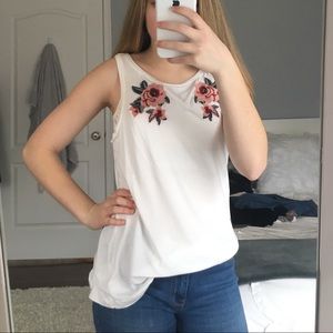 FLORAL EMBROIDERED TANK TOP